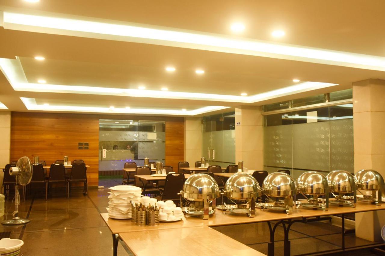 Hotel Om International Gokarna  Ngoại thất bức ảnh