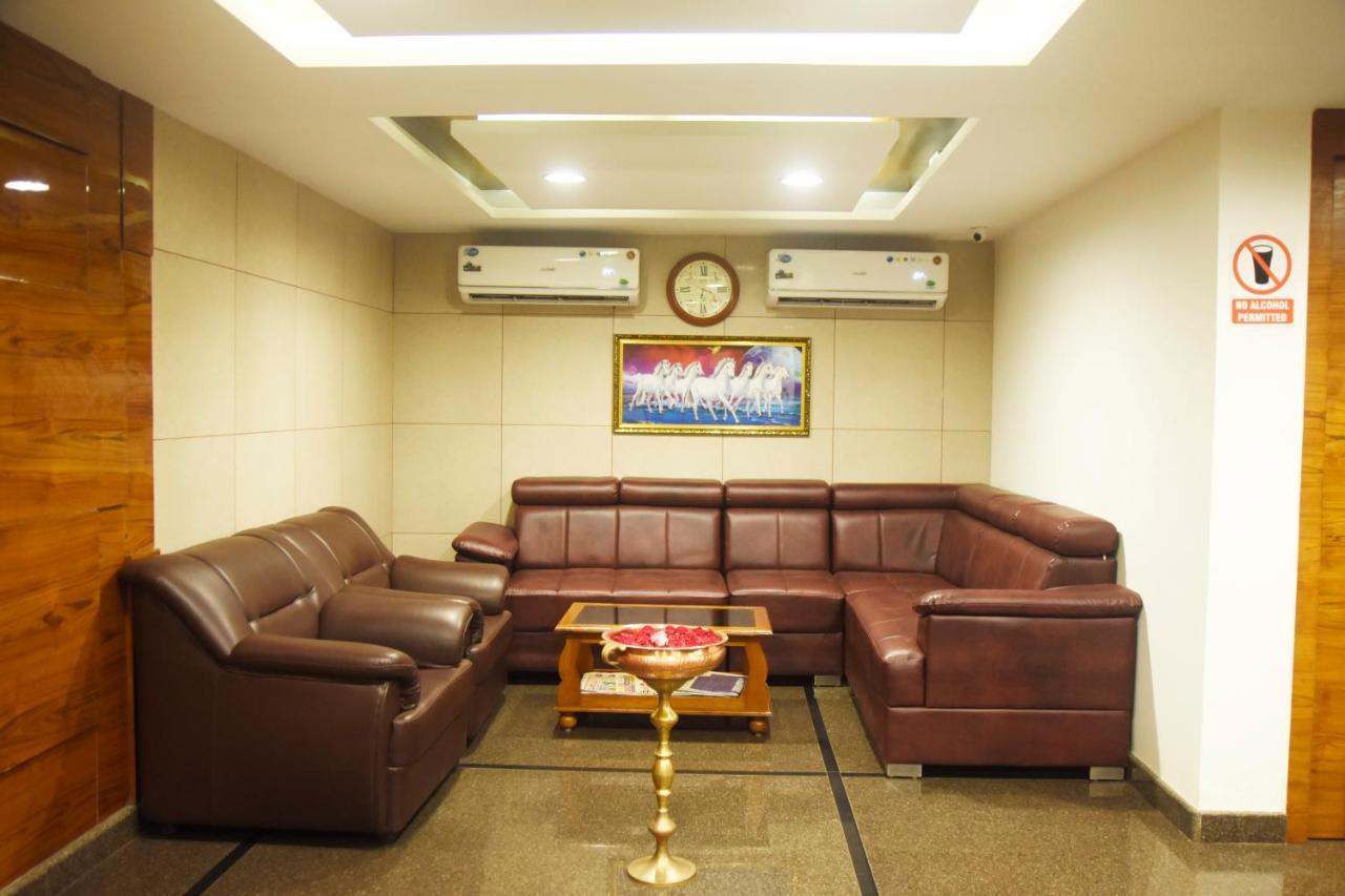 Hotel Om International Gokarna  Ngoại thất bức ảnh