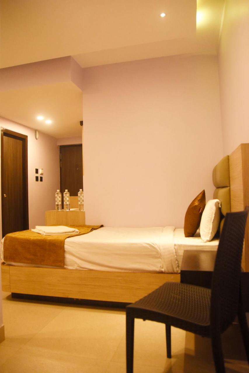 Hotel Om International Gokarna  Ngoại thất bức ảnh